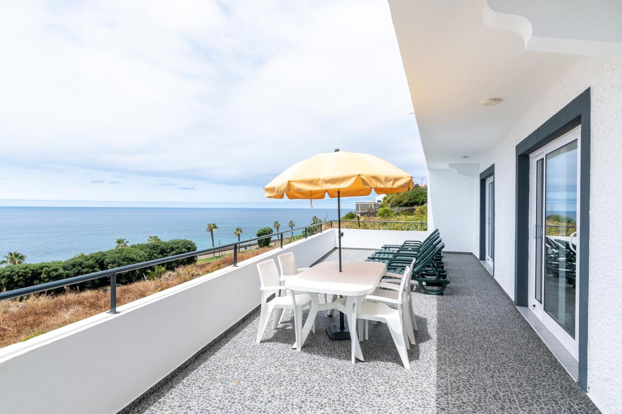 Apartment Esterinha's Ocean By Galmi