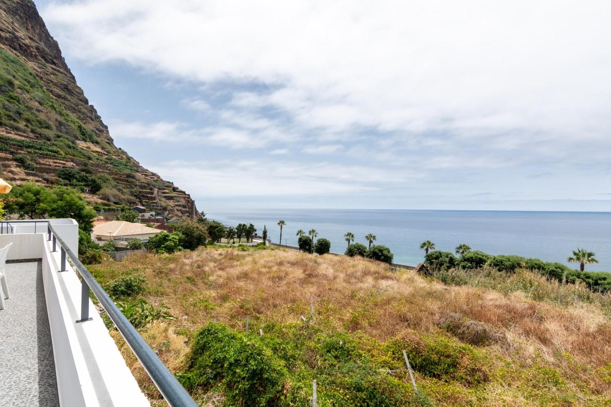 Esterinha's Ocean By Galmi * Jardim do Mar